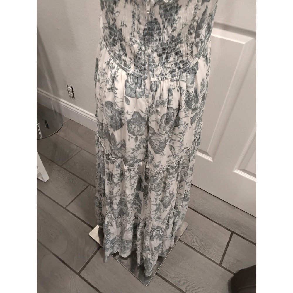Trixxi White Maxi Dress with Sage Floral Print - Picture 4 of 8